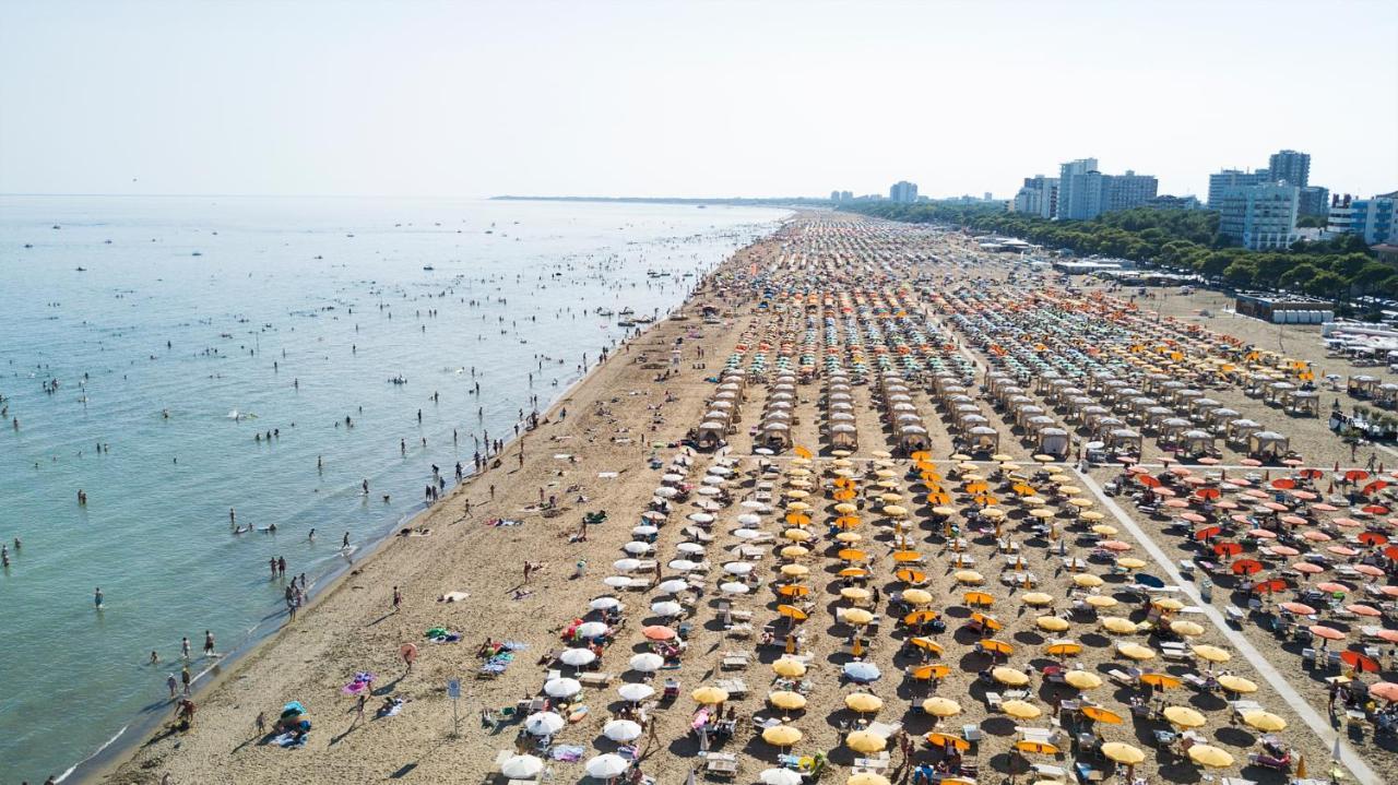 Appartamenti Villaggio Giardino Lignano Sabbiadoro Extérieur photo